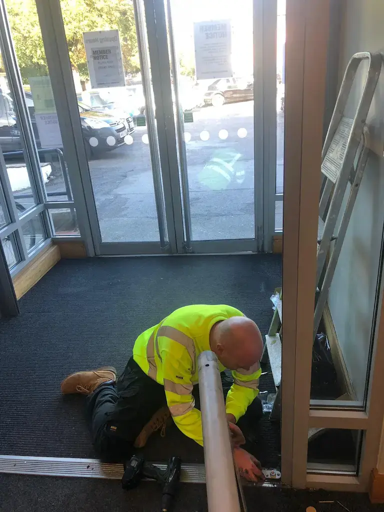 Commercial door lock repair Liverpool